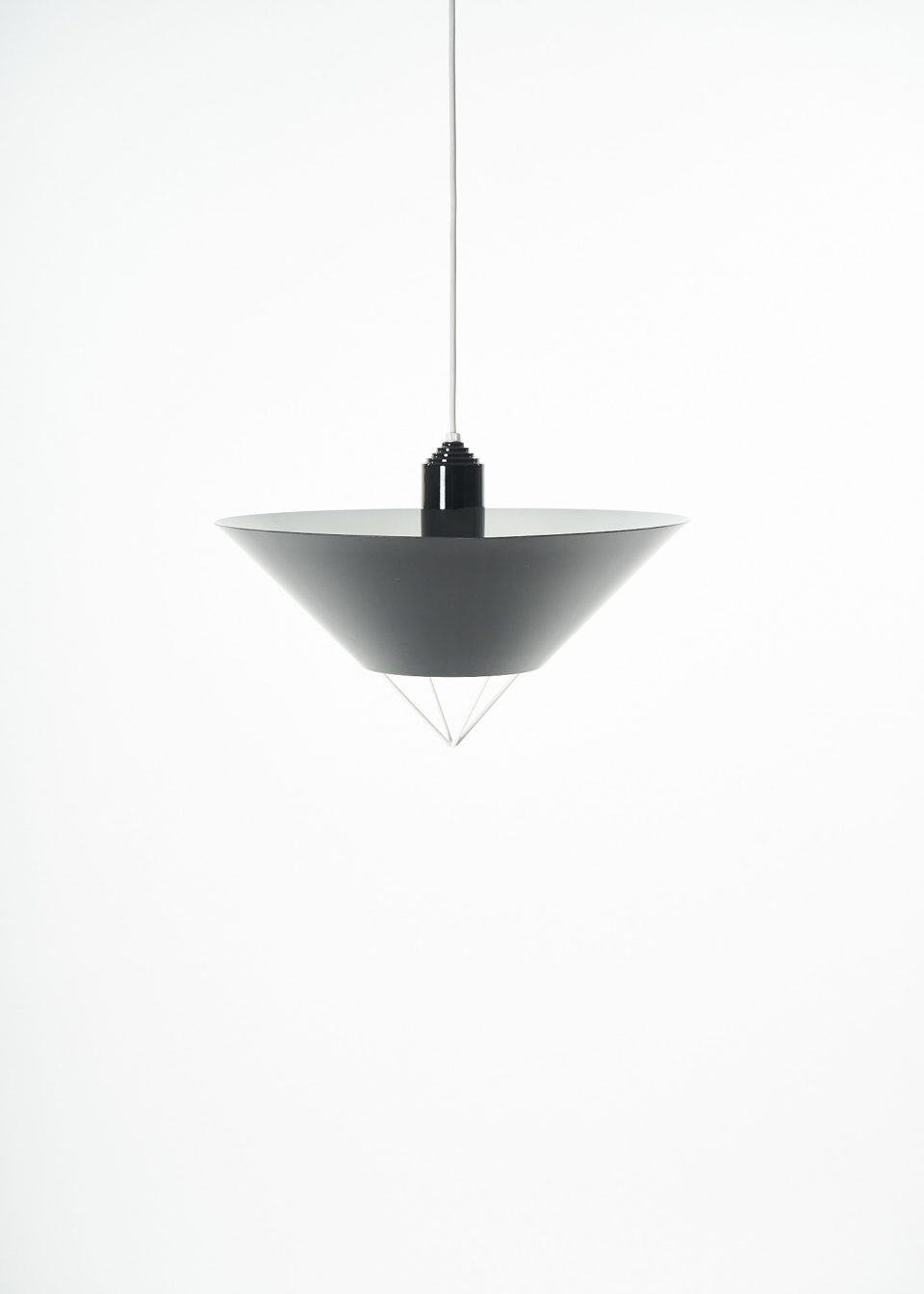 INVERTED PYRAMID pendant lights