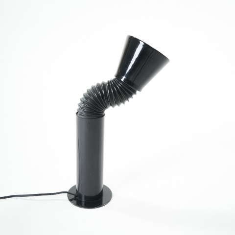 GOOSENECK desk lamp in black GOOSENECK desk lamp in black
