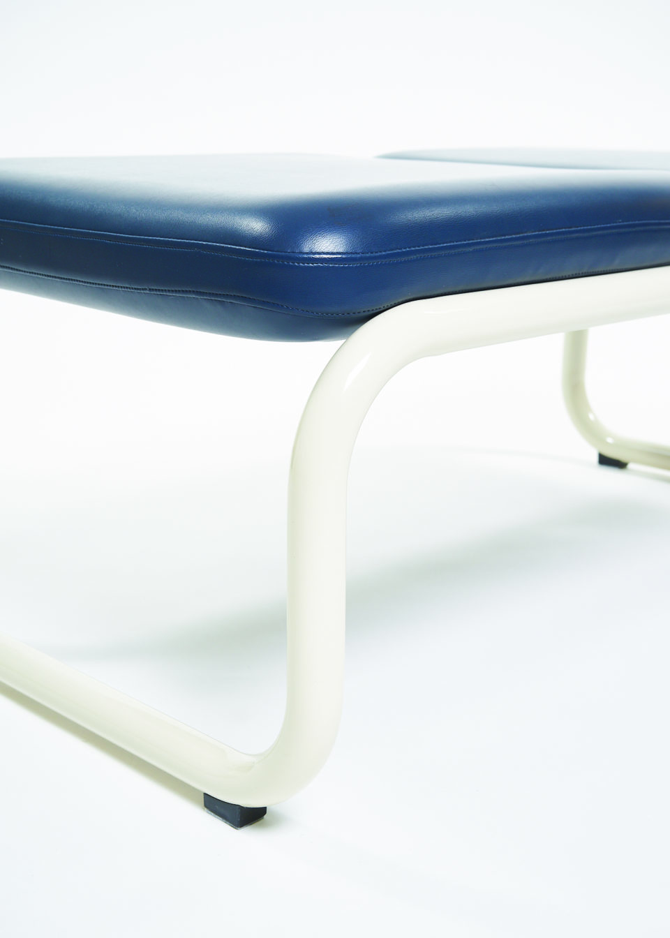 Double bench by Kinetics