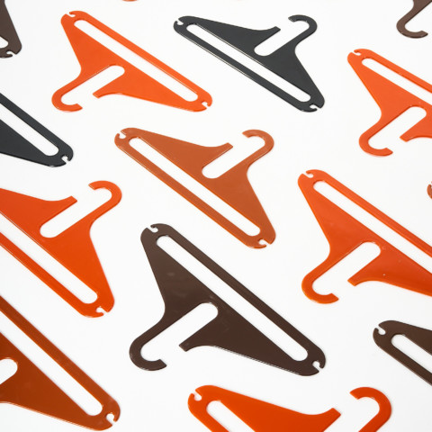 Cintres FINESSE par Levco